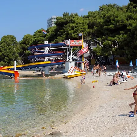 With A Parking Space - 6641 Makarska